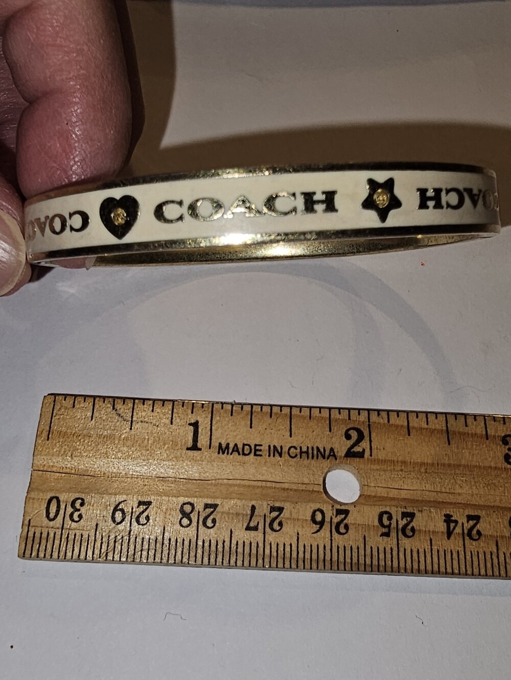 Authentic Coach Cream Enamel Gold Tone Heart Star Crystals Hinged Bangle Logo